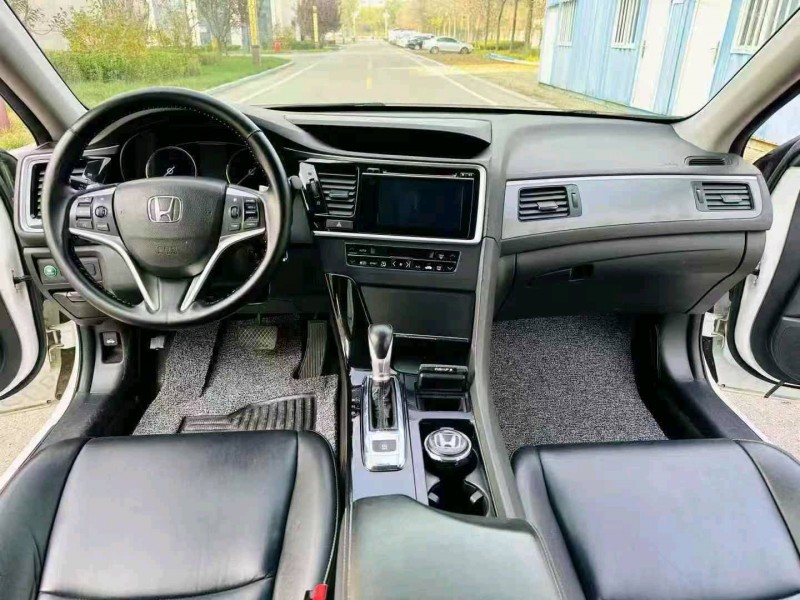 枣庄17年本田思铂睿3