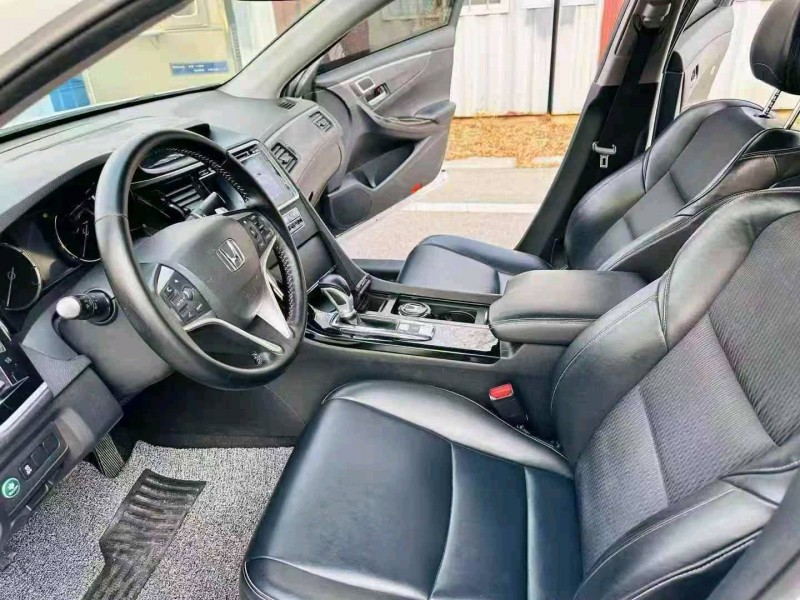 枣庄17年本田思铂睿4