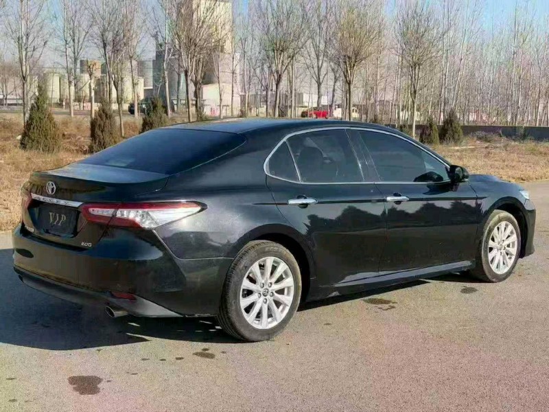 潍坊19年丰田凯美瑞7