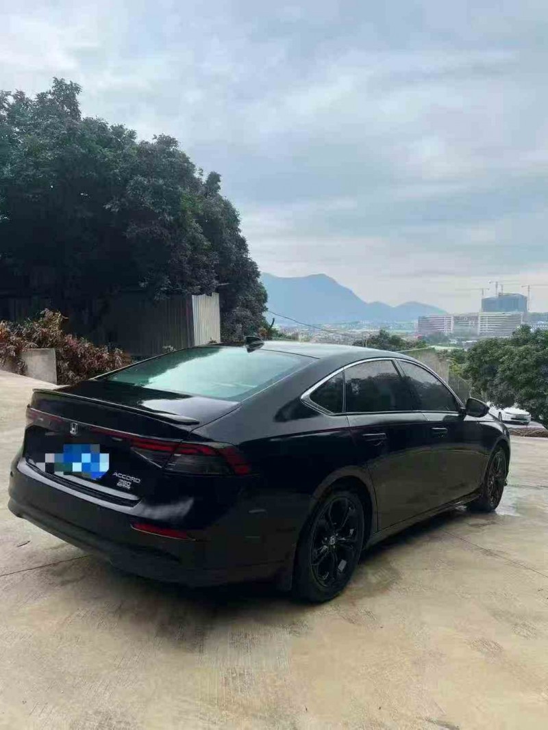 龙岩25年本田雅阁6