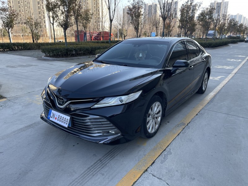 济宁20年丰田凯美瑞7