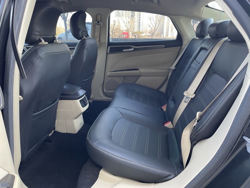 济宁13年福特蒙迪欧7