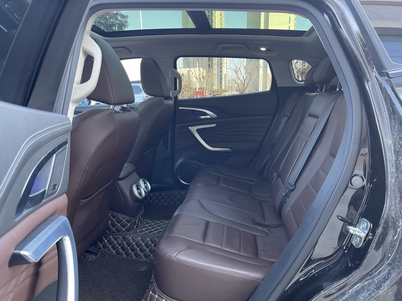 济宁19年长城汽车魏牌5