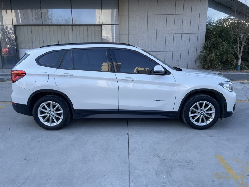 济宁17年宝马X18