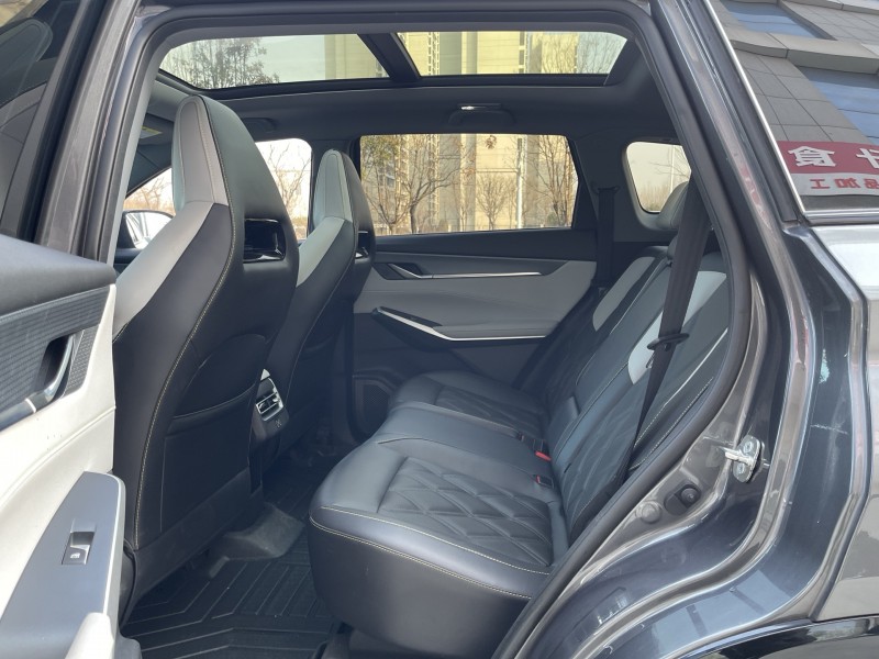 济宁23年长安汽车CS756