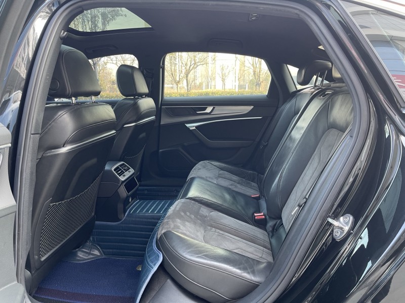 济宁19年奥迪A6L8