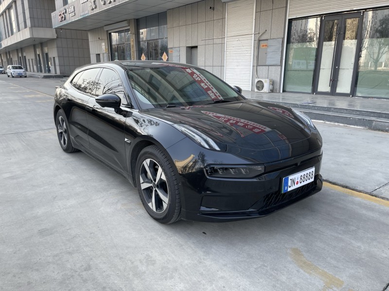 济宁23年极氪汽车0012