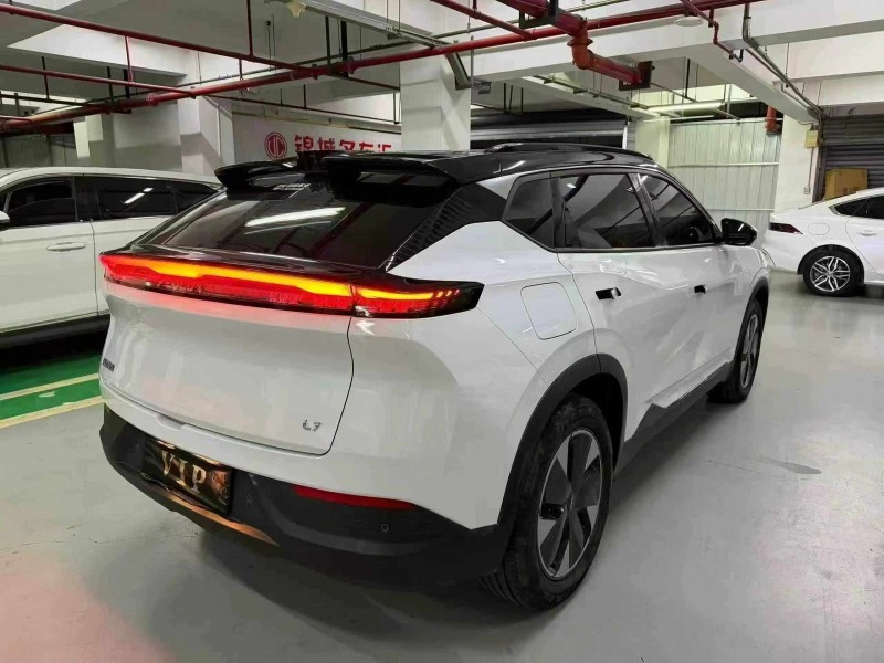 成都24年东风风神7