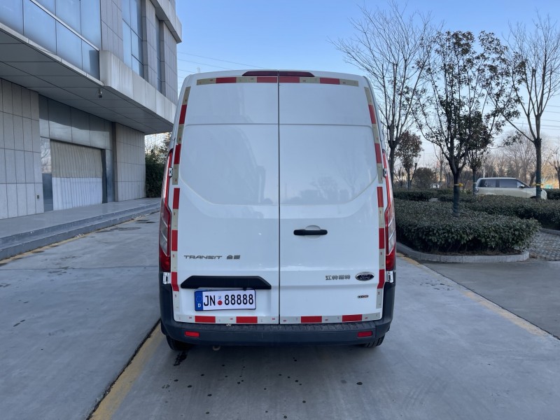 济宁21年福特全顺6