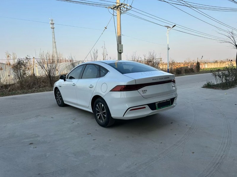 徐州22年比亚迪秦3