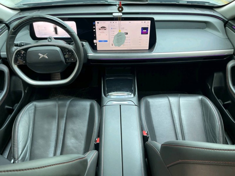 济宁23年小鹏汽车p74