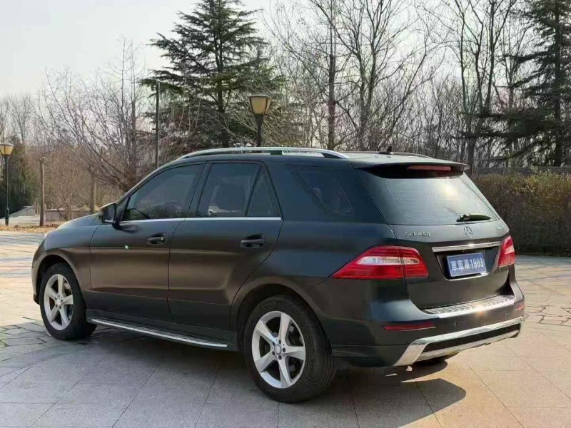 济宁14年奔驰ML7