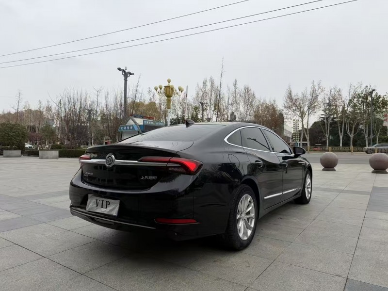 枣庄22年别克君越8