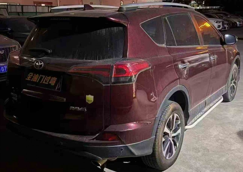 江门19年丰田RAV47