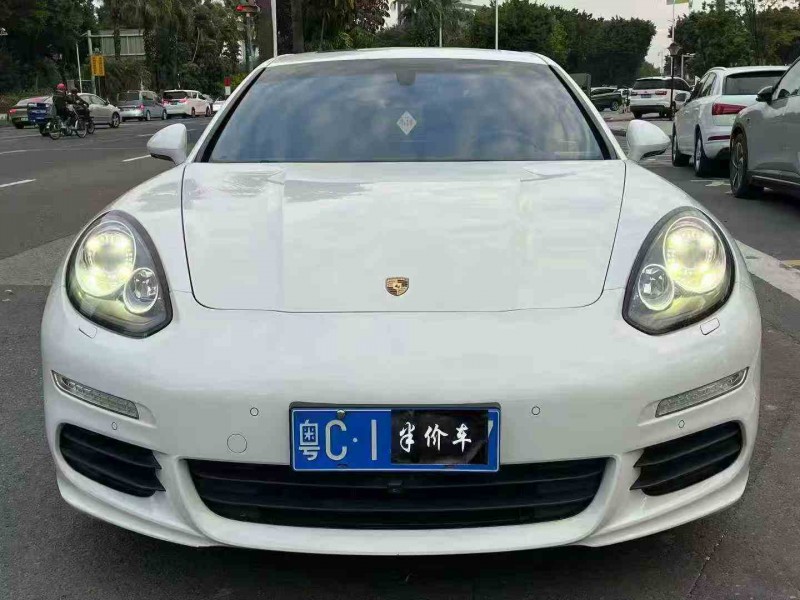 湛江15年保时捷帕拉梅拉1
