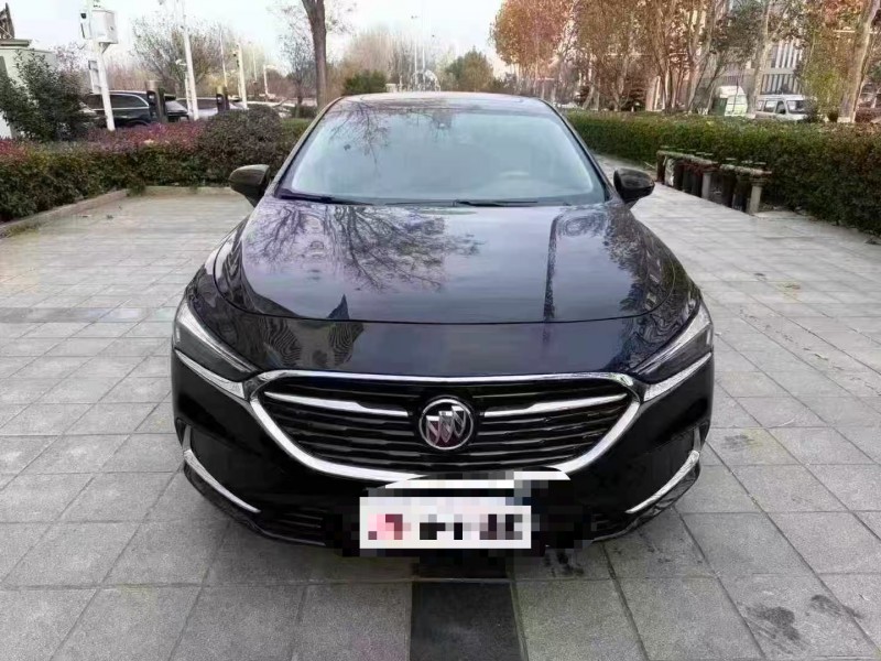 济宁23年别克君越1