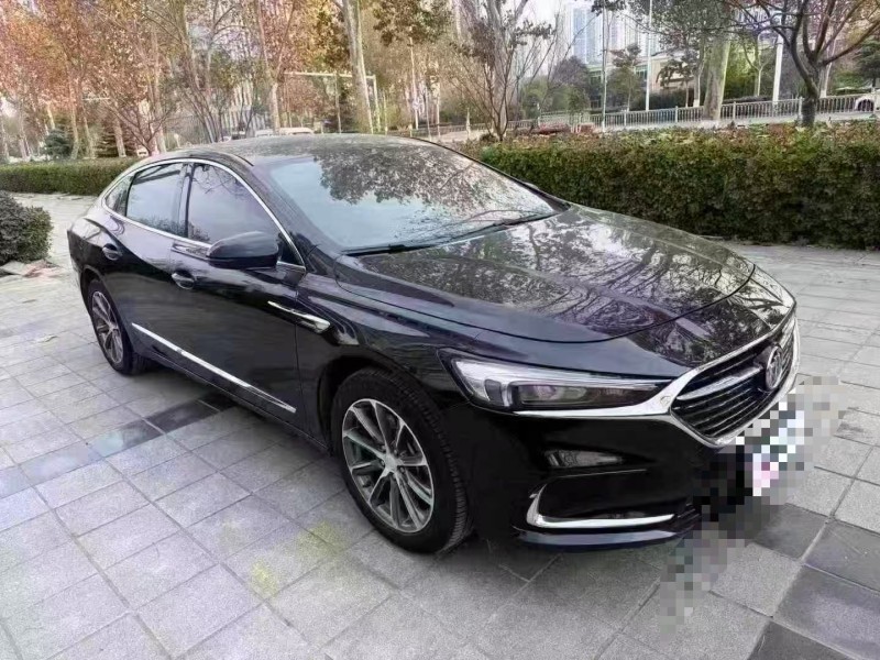 济宁23年别克君越3