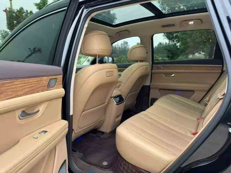 珠海23年华为智选问界4