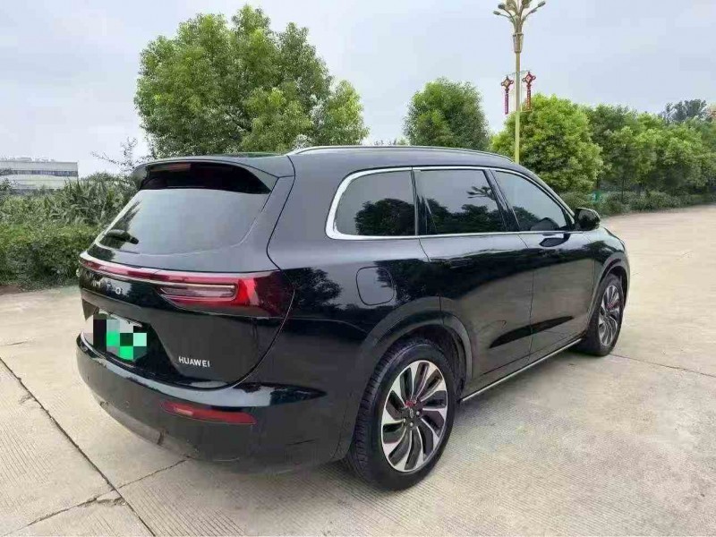 珠海23年华为智选问界5