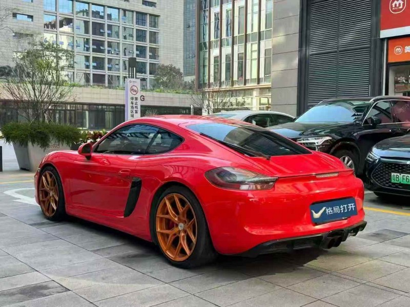 广州14年保时捷卡曼7