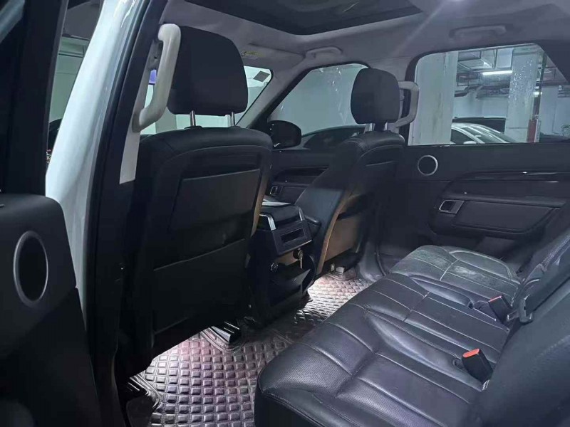 广州18年路虎发现5