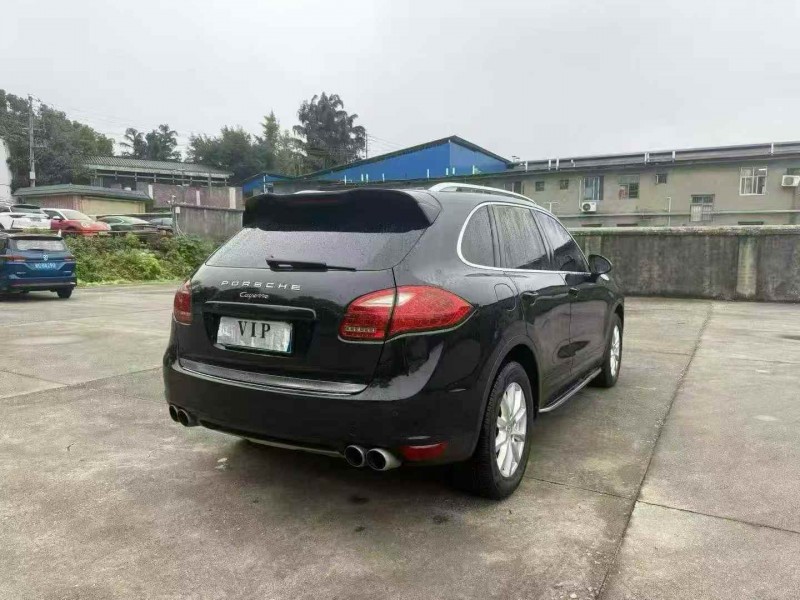 广州13年保时捷卡宴5