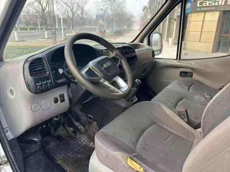 安庆18年江铃特顺6