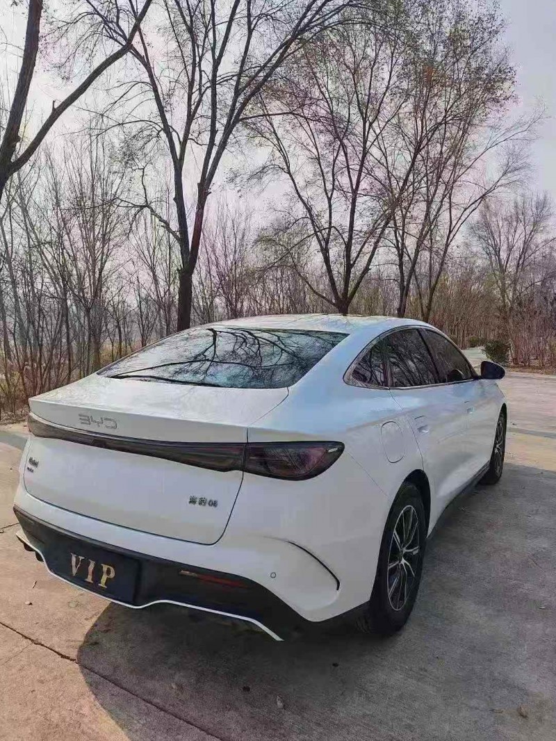 晋中24年比亚迪海豹8