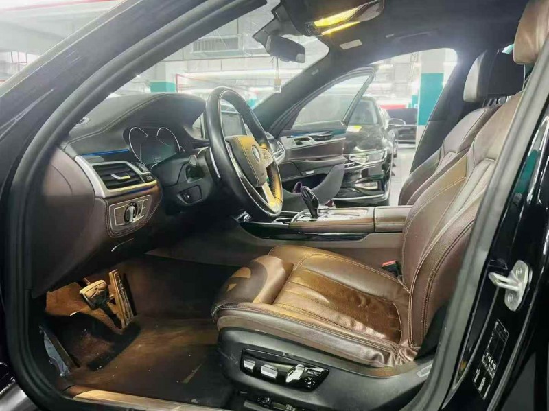 广州18年宝马7系6