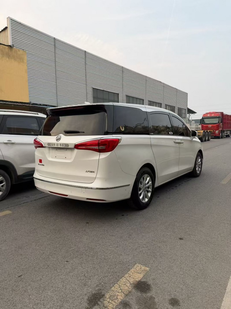 宿迁19年别克GL88