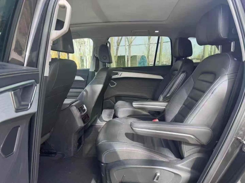 焦作23年大众揽境6