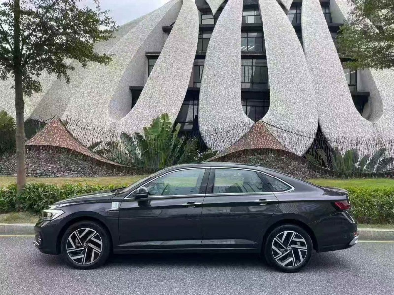 深圳25年大众速腾8