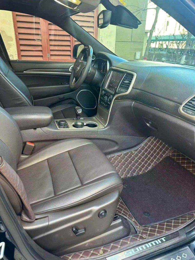 秦皇岛16年Jeep大切诺基5