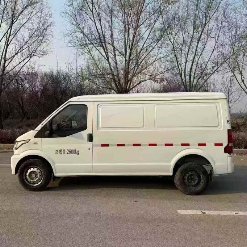 枣庄23年华晨海狮8