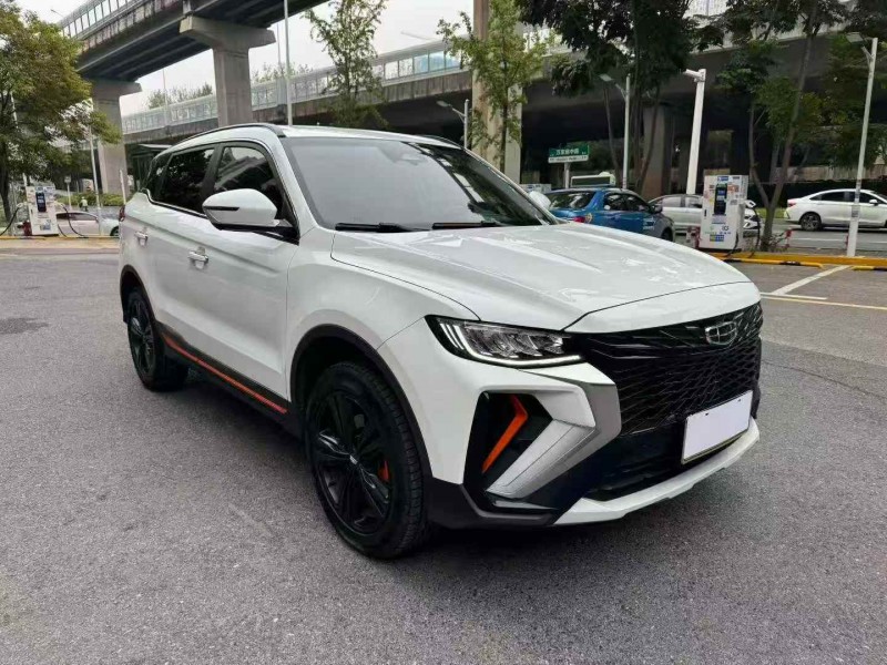 长沙21年吉利博越3