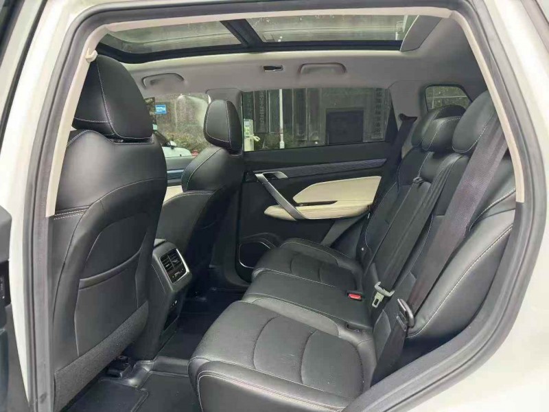 长沙21年吉利博越8