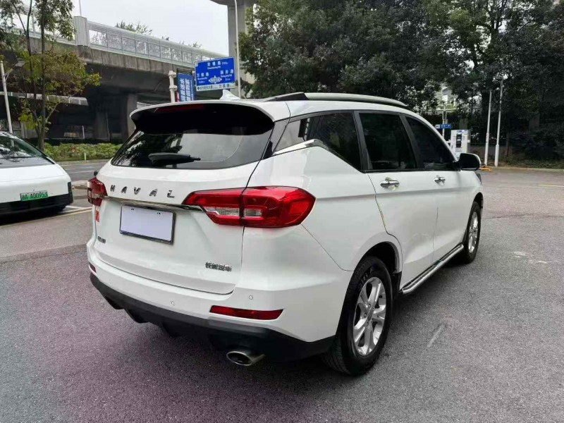 长沙19年哈弗M64