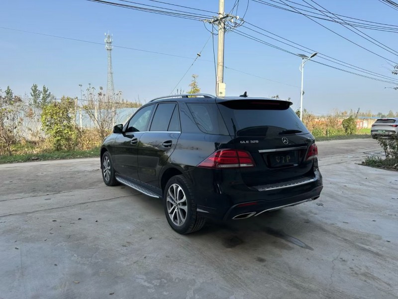 徐州17年奔驰GLE3