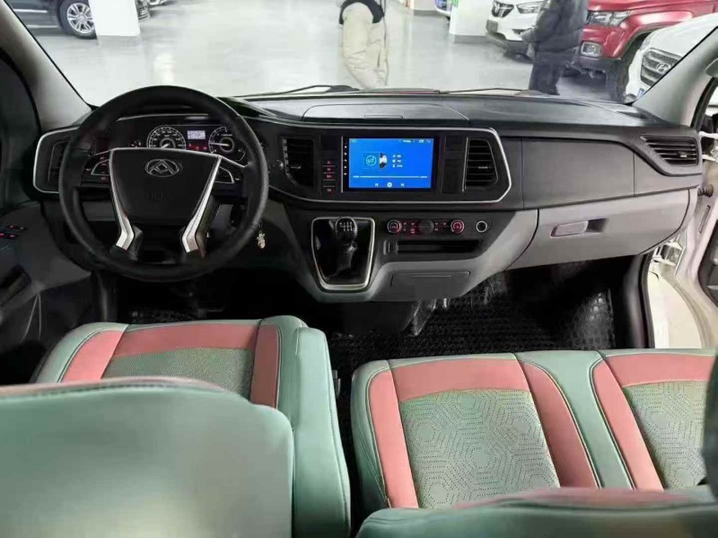 丽江23年大通V804