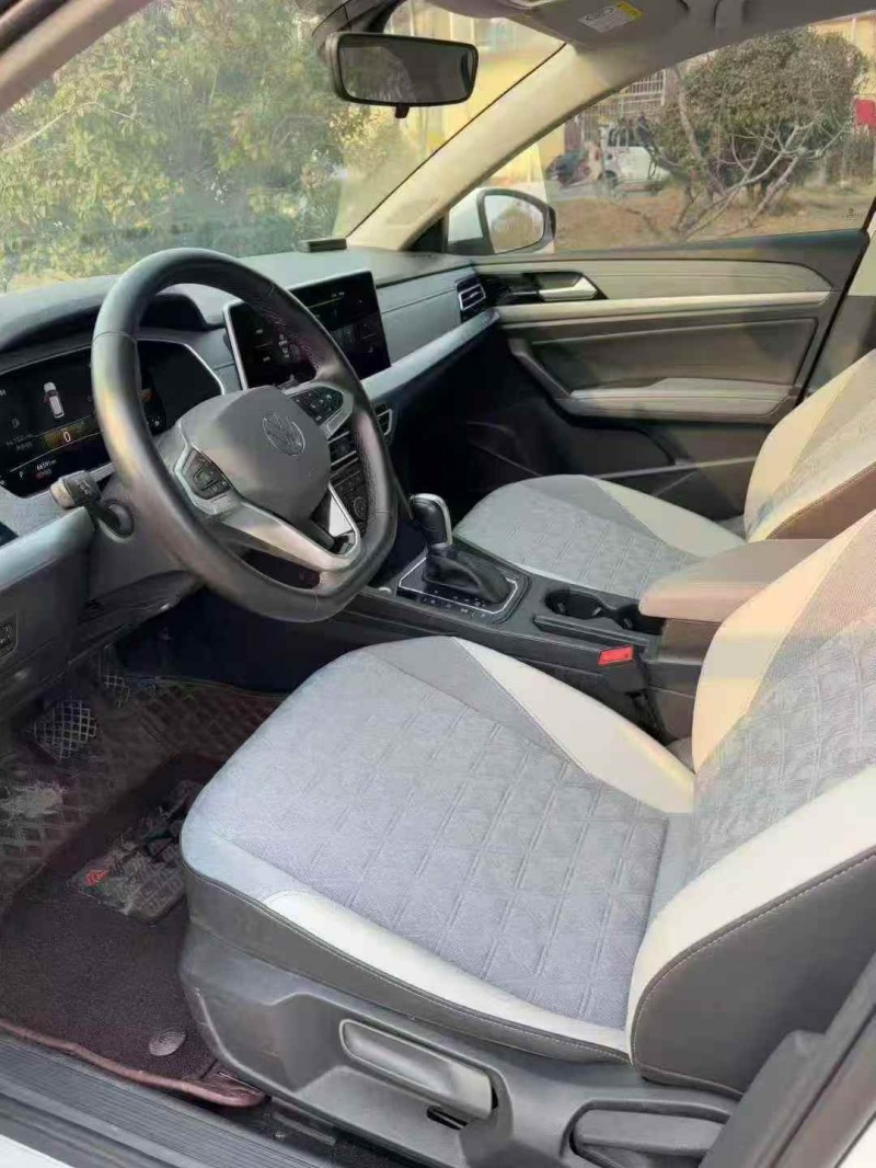 济宁23年大众朗逸4