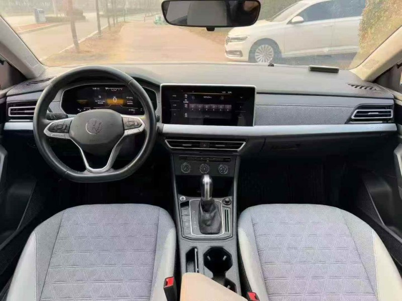 济宁23年大众朗逸5