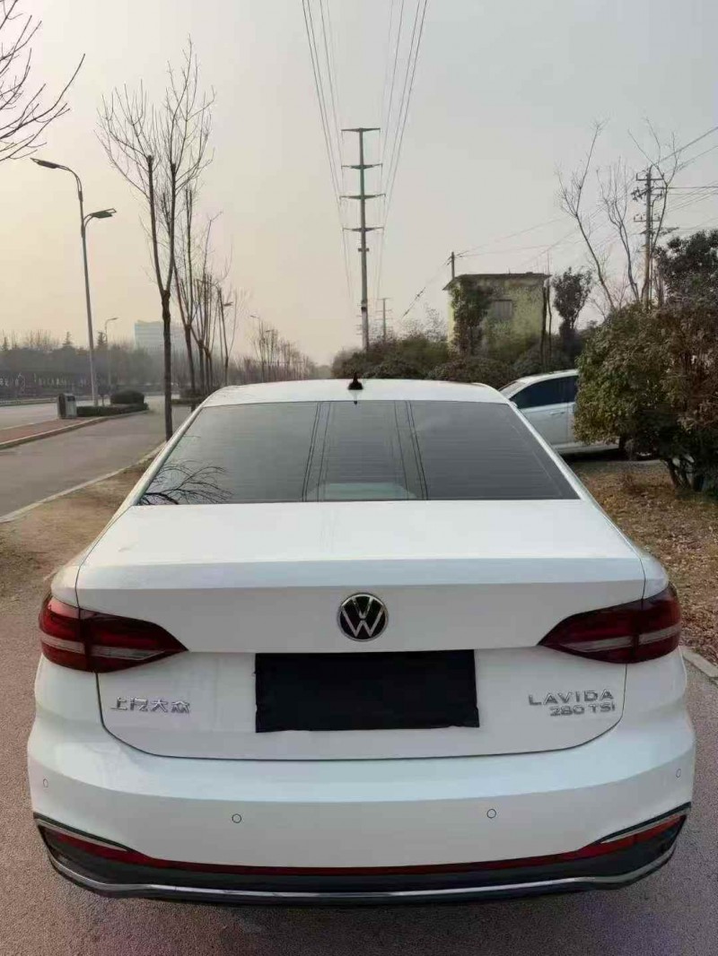 济宁23年大众朗逸9