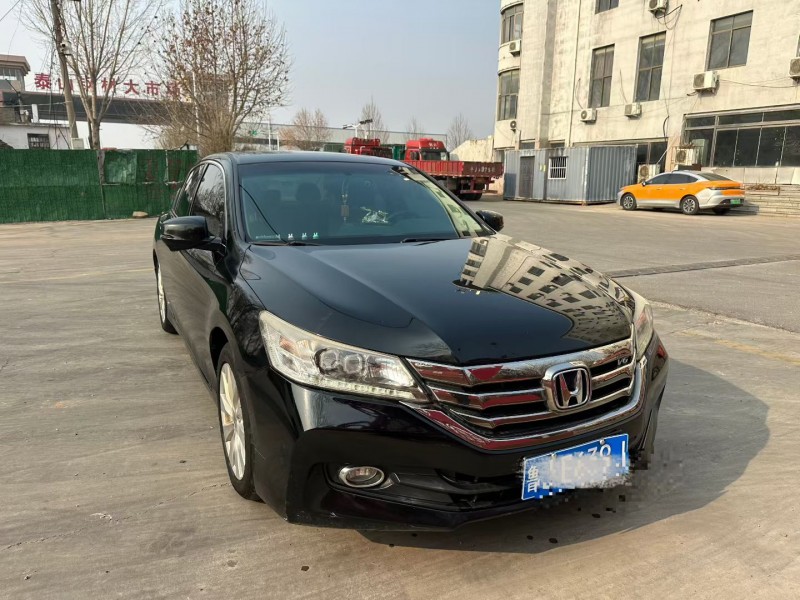 泰安16年本田雅阁3