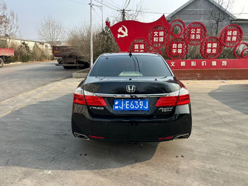 泰安16年本田雅阁5