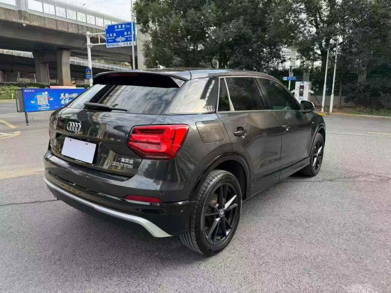 长沙19年奥迪Q24