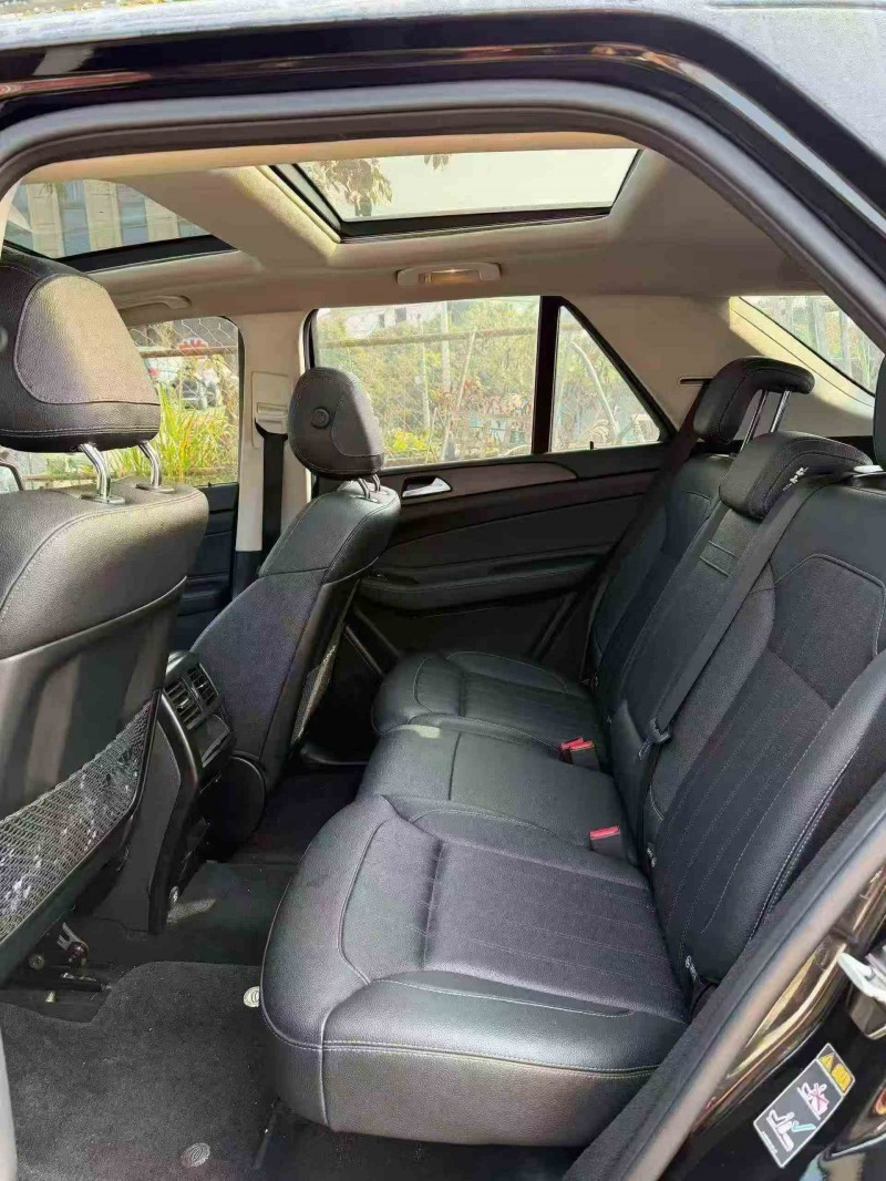 张家界17年奔驰GLE7