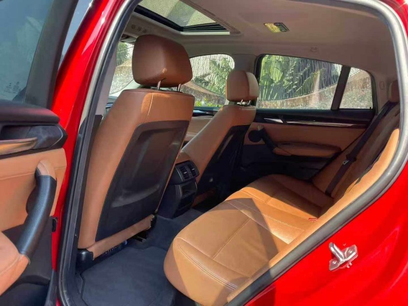 深圳16年宝马X44