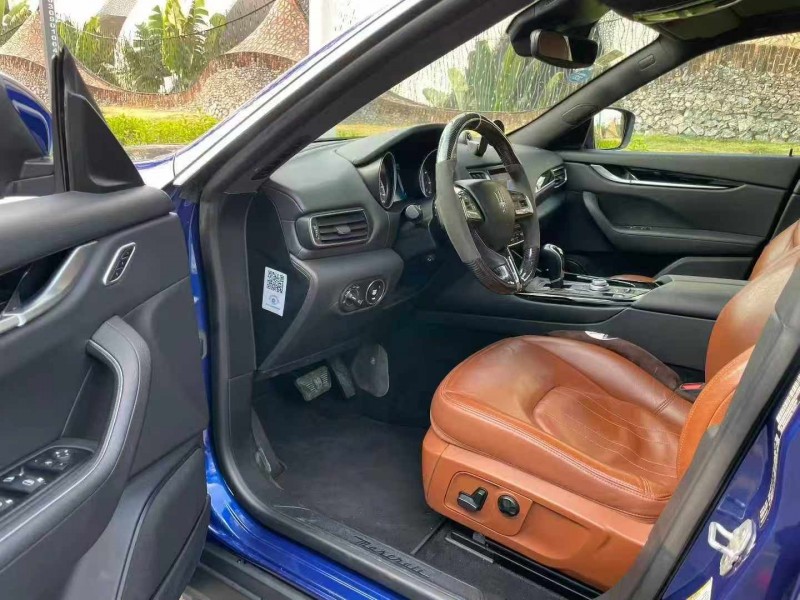 深圳18年玛莎拉蒂Levante3