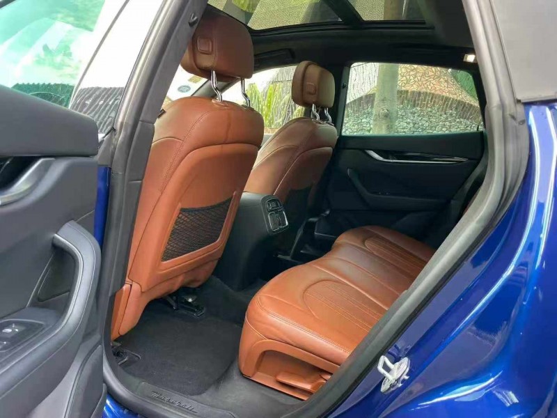 深圳18年玛莎拉蒂Levante4