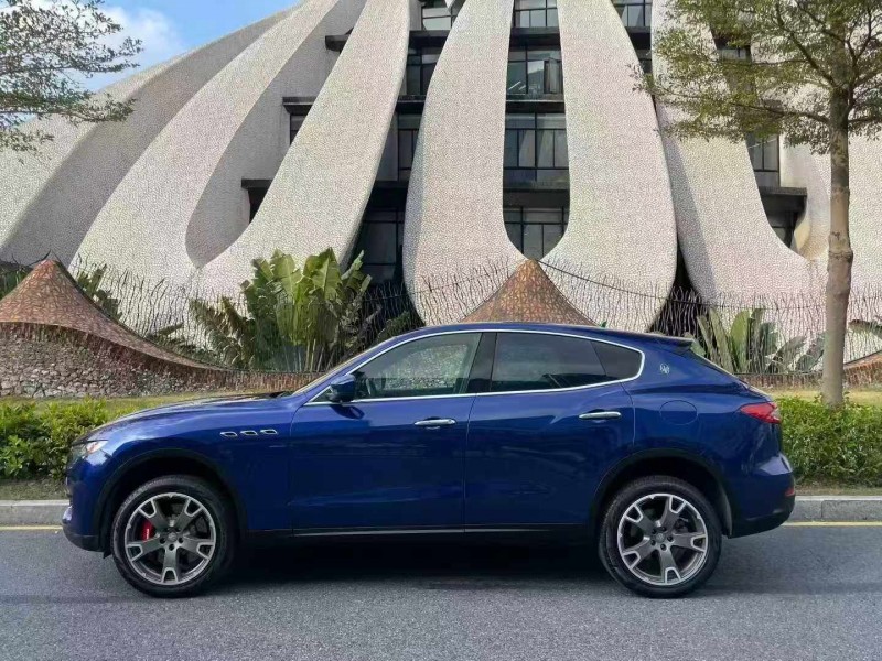 深圳18年玛莎拉蒂Levante8